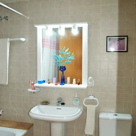 Ainara Garden Family Apartment