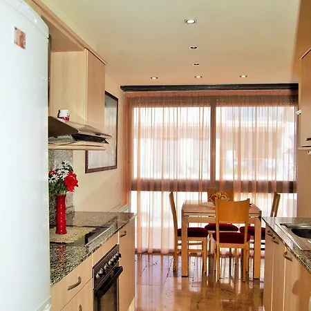 Ainara Garden Family Apartment *