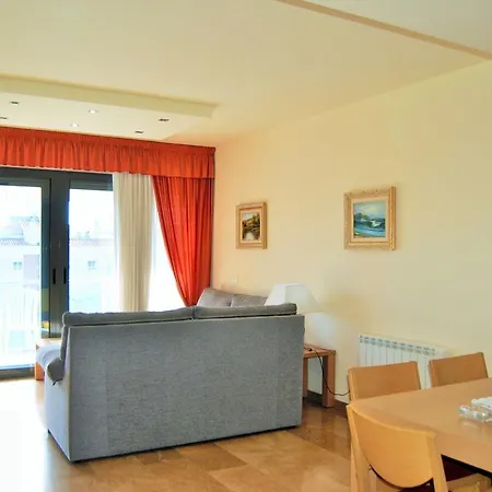 Ainara Garden Family Apartment