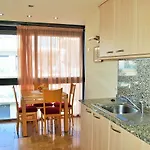 Ainara Garden Family Daire Lloret de Mar